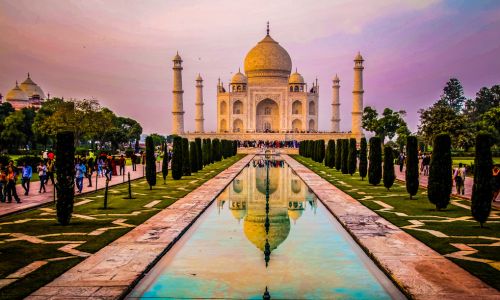 Delhi to Agra One Day Tour by Bus – A Journey Thro..